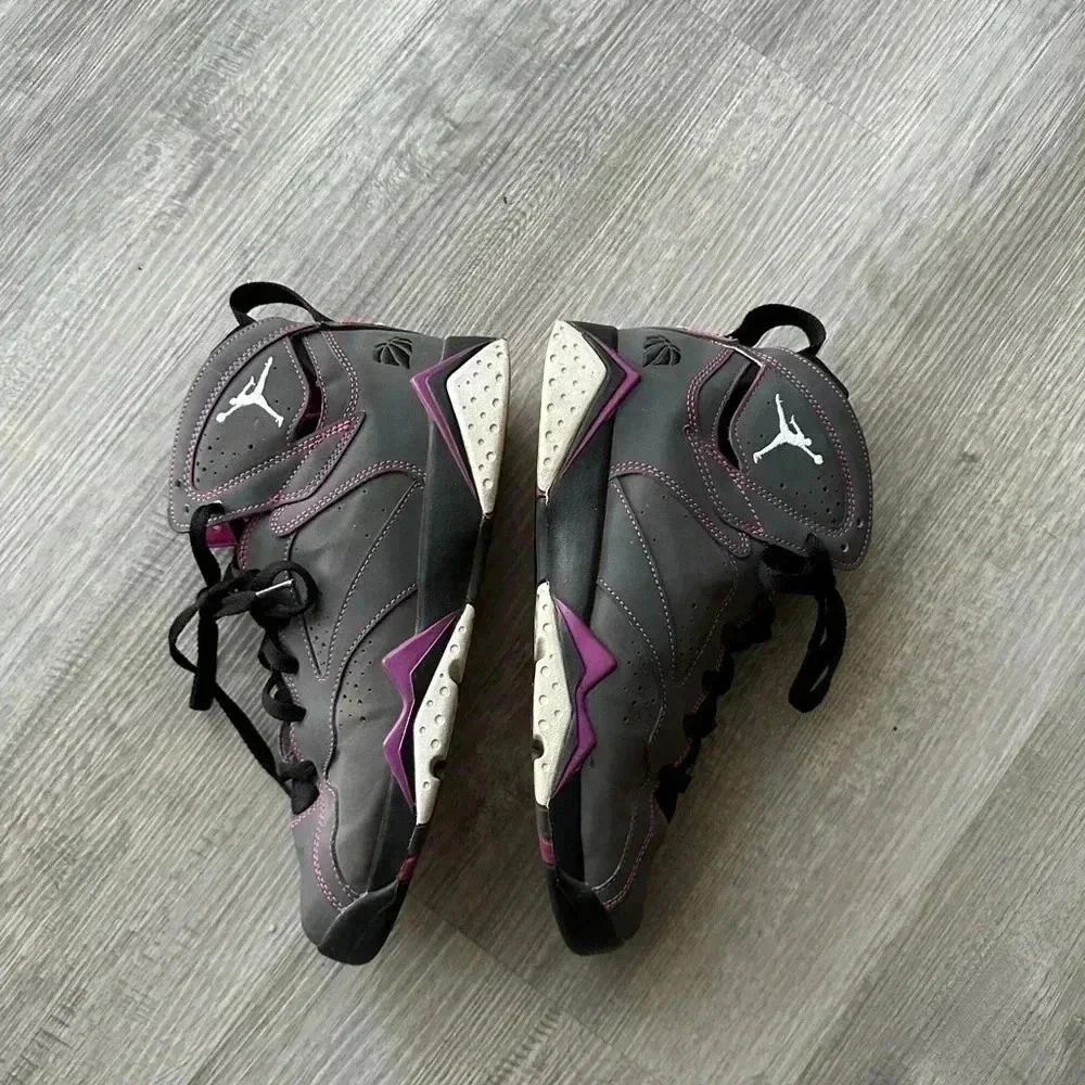 Nike Air Jordan Retro 7 30th GS
705417016 Size 8Y